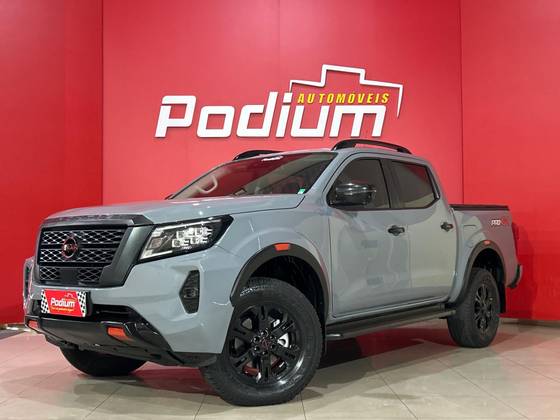NISSAN FRONTIER 2.3 16V TURBO DIESEL PRO4X CD 4X4 AUTOMÁTICO